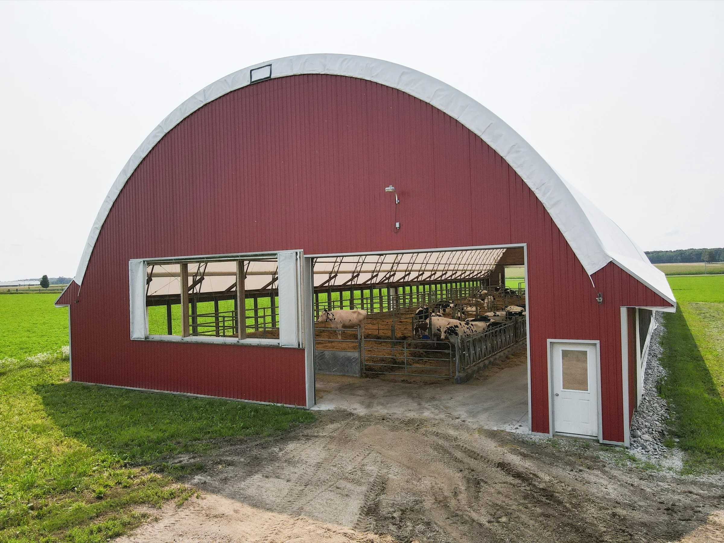 How to Choose the Best Dairy Barn Installer for Modern